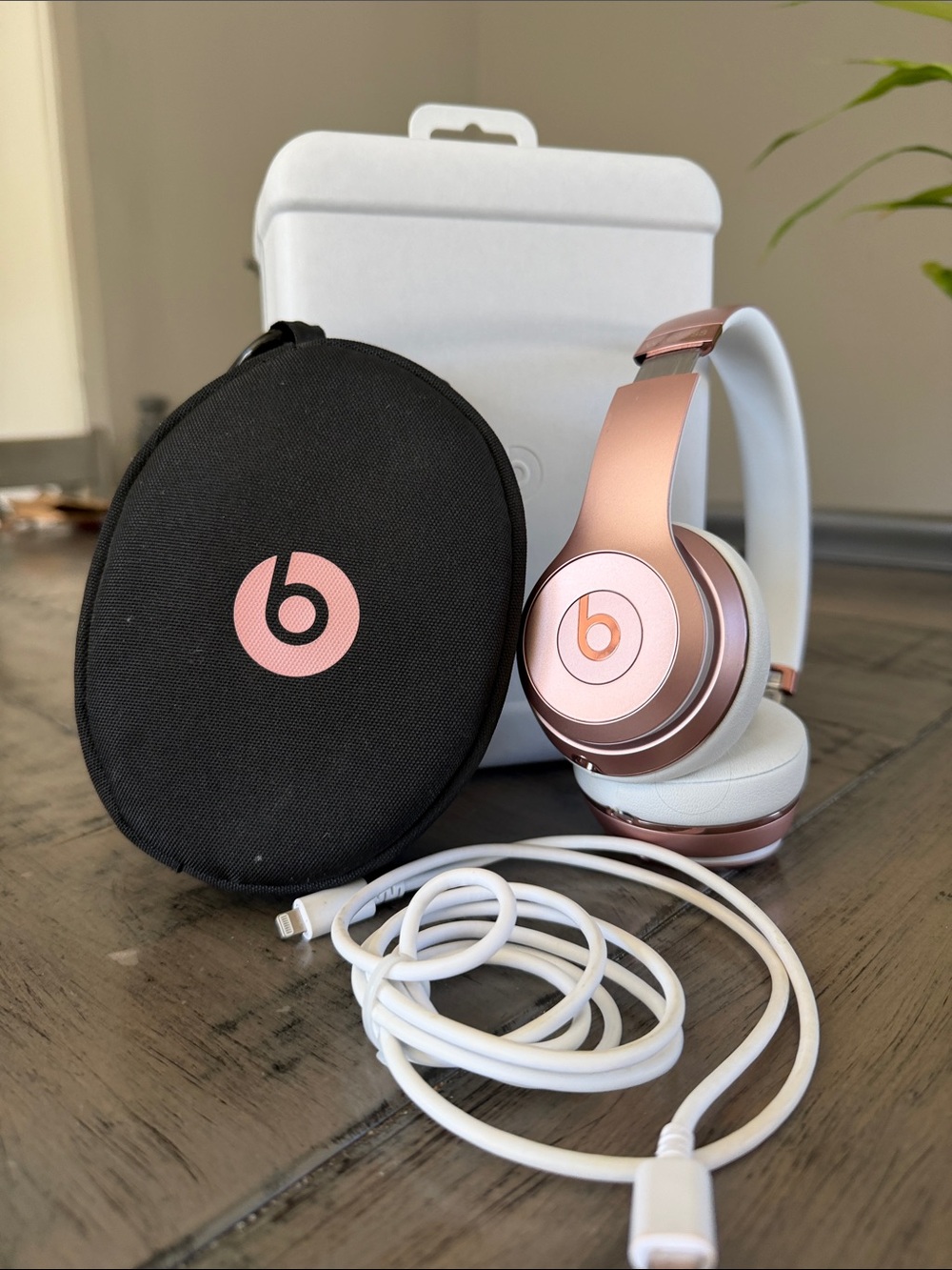 Beats by Dre Over-Ear Wireless Headphones - Rose Gold and White
